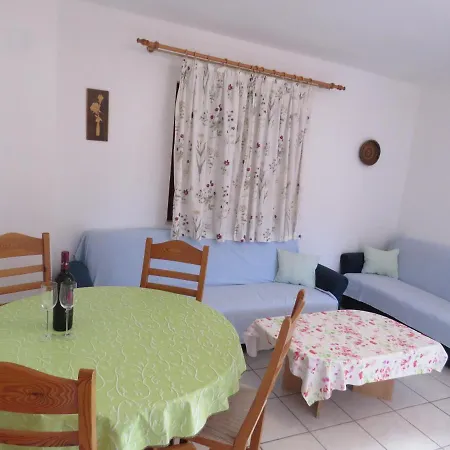 Apartment Gogo Br 6 *