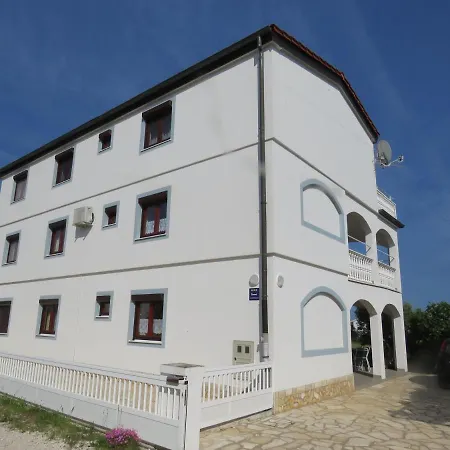 Apartment Gogo Br 6
